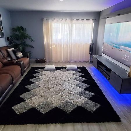 Fully Furnished, Beautiful, Spacious Two Bedroom Condo Lauderhill Εξωτερικό φωτογραφία