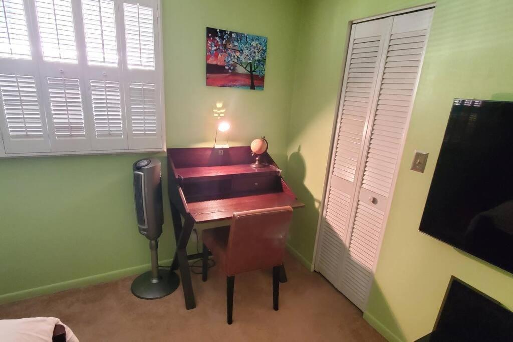 Fully Furnished, Beautiful, Spacious Two Bedroom Condo Lauderhill Εξωτερικό φωτογραφία