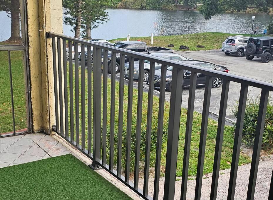 Fully Furnished, Beautiful, Spacious Two Bedroom Condo Lauderhill Εξωτερικό φωτογραφία